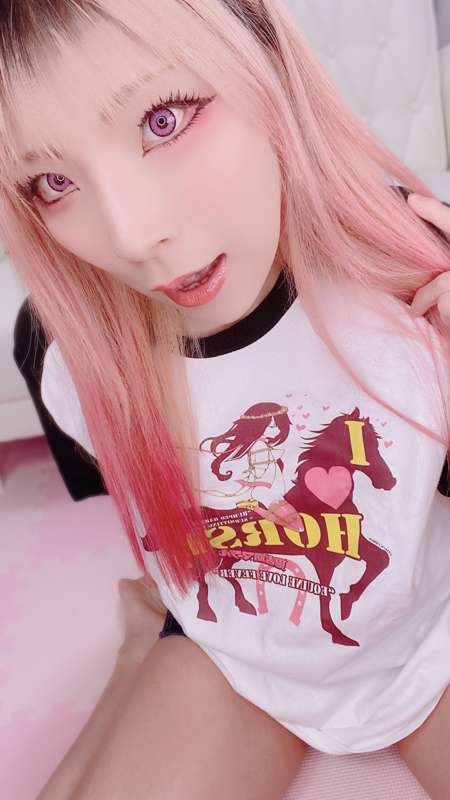 98b0dafe-4ecb-4cba-8985-d5a85e29e9f8.jpg