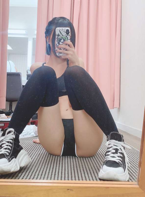 f5a5a8df-1e28-4261-a920-0f882124305b.jpg