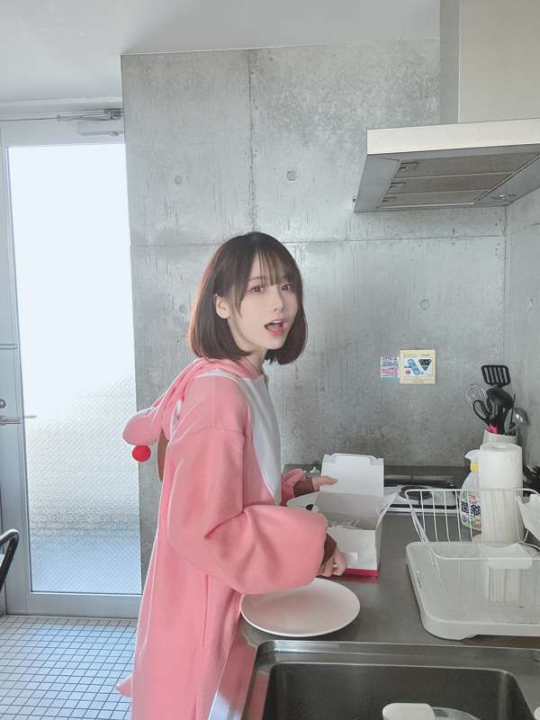 a9316482-d9c0-4a2a-a3dd-3ad93cedd8c6.jpg