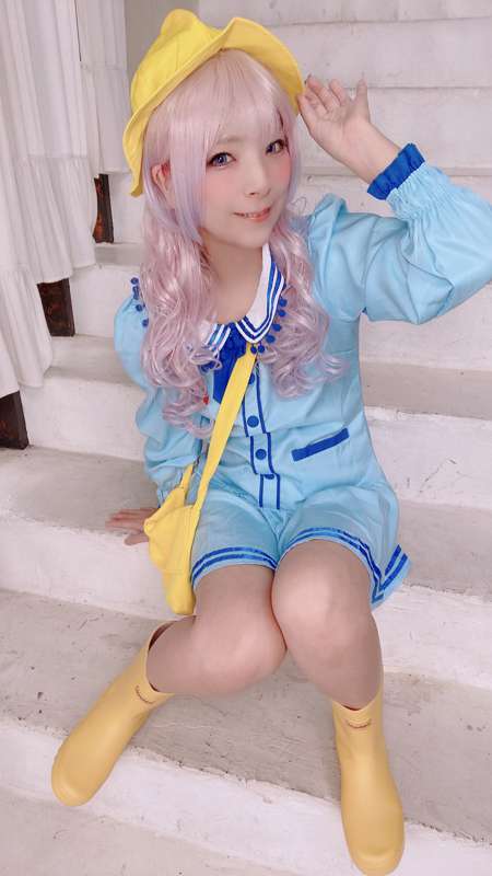 fee7c3f8-4c6e-498f-bfa8-12961a7cb4bd.jpg
