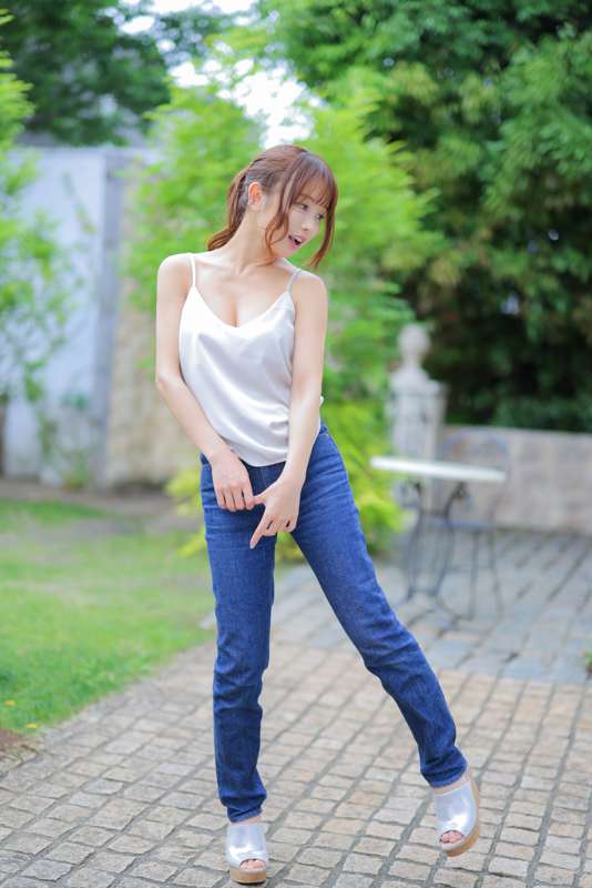 16b21ae5-65e9-41cc-b55f-d459b6edf646.jpg