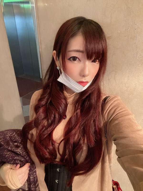4f8bd75c-8e2a-43fe-83b7-7da5be03d40f.jpg