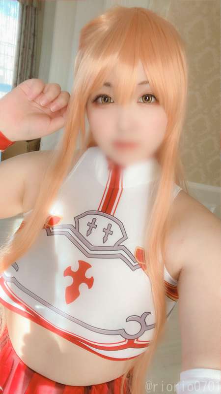 e8bf0c81-0d0c-4255-8ed9-a3e13f94a6a7.jpg