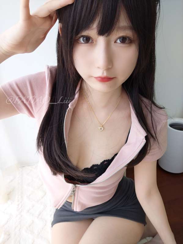 e9d58d6b-274b-4ab3-b228-20a5d9cb424e.jpg