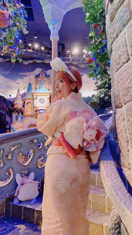c138f5d7-895c-4489-b1a9-6c7cb330dfc8.jpg