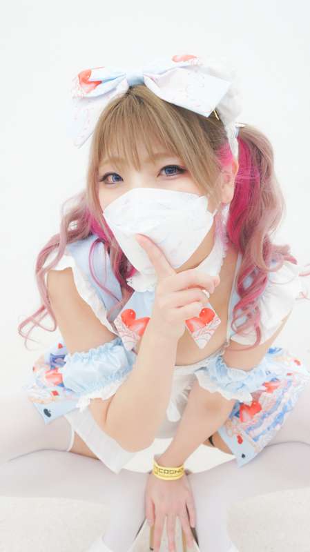 b7d78638-d9e1-4ef2-93c1-0e17d5cf49a2.jpg