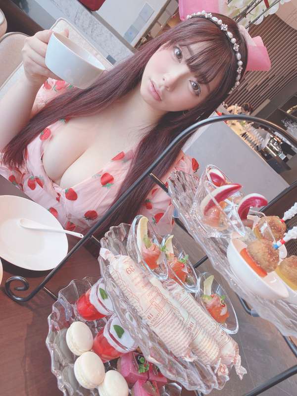 fd77d05e-3e9b-4c76-92bf-3afba6bbdfb7.jpg