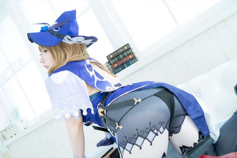 1abfea23-9f49-4e74-9d89-32ded7346785.jpg
