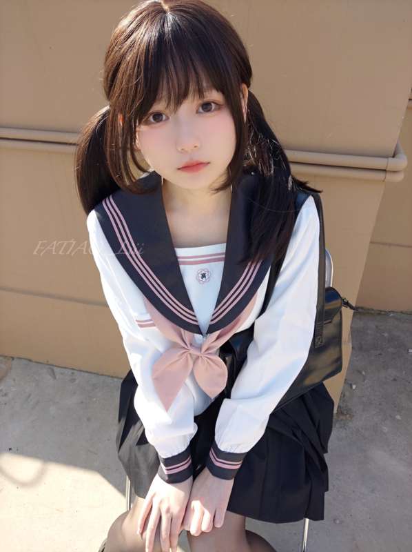 ca972361-8d99-4319-a7b8-c77937125f2a.jpg