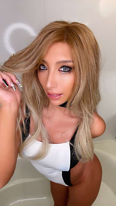 a92785a4-10f5-49f4-be68-a3f7b0c64cc1.jpg
