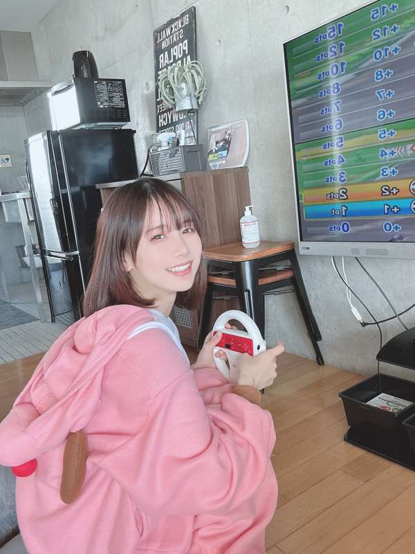 1bdd2699-4eb6-4a15-bd64-824327c26acc.jpg