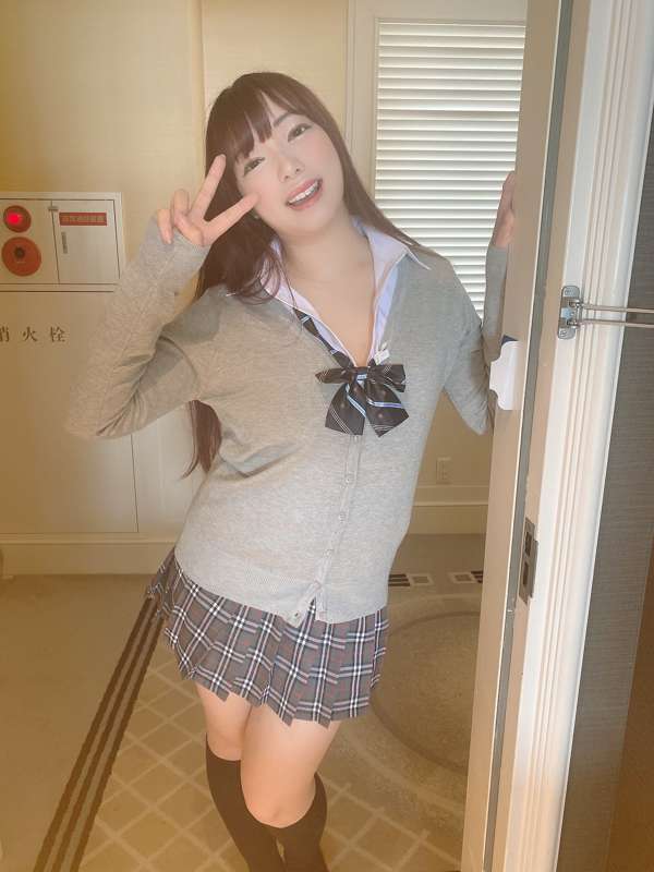 2c8582af-8f3c-41a0-a02a-8734c9d0a336.jpg
