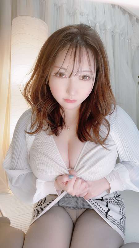 e3fc77ad-d317-4084-ab1b-0eba82de12eb.jpg