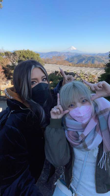 eb5f32c3-48ec-4225-a7b0-2aafd1bef785.jpg
