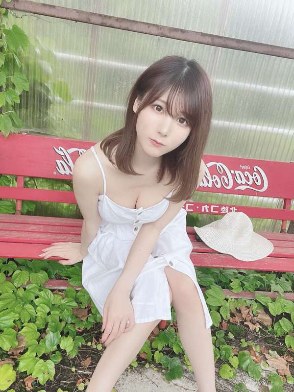 0e9c4df3-a24a-4cd2-9a9b-2c5bd9842425.jpg