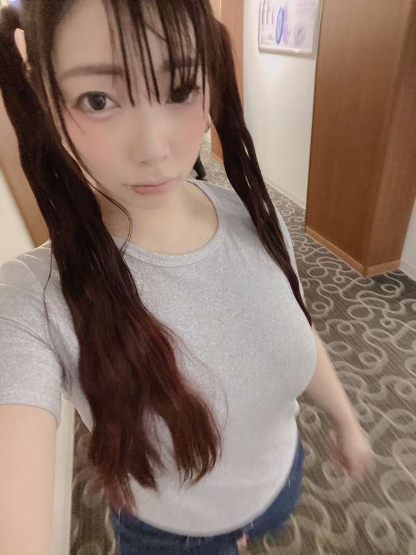 0bf4b455-e402-40f8-a7ed-a0f88c63eaba.jpg