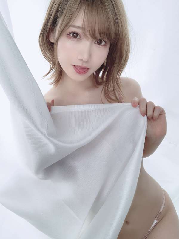 38ab923a-ade6-4a72-9d57-46fb63501870.jpg