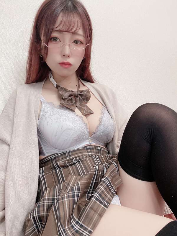 3cd75c4b-b613-4943-a9ef-c066040388c1.jpg