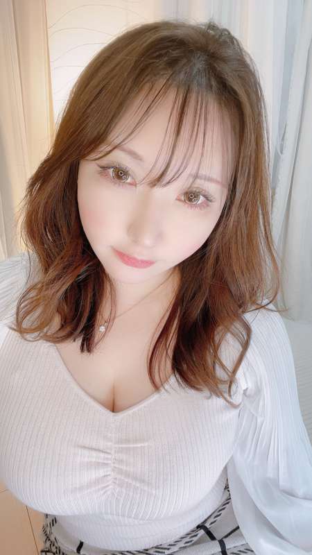 ee3b9b3e-5f6a-4394-b500-316d80a62672.jpg