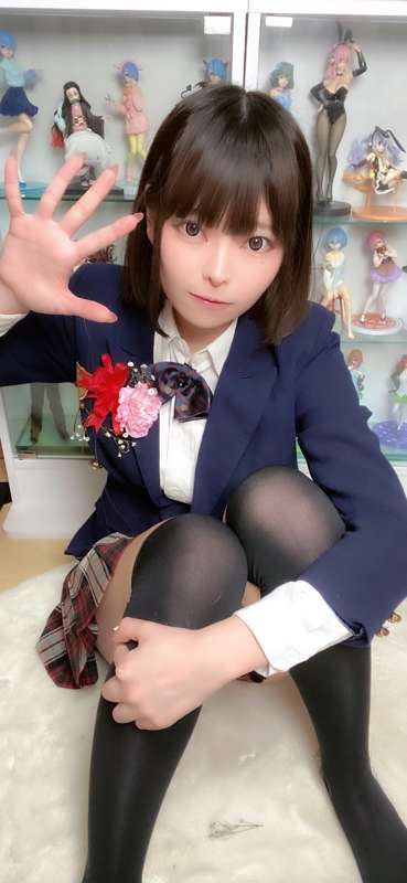 b4398c19-6688-445d-bf72-c0cfe3884a74.jpg