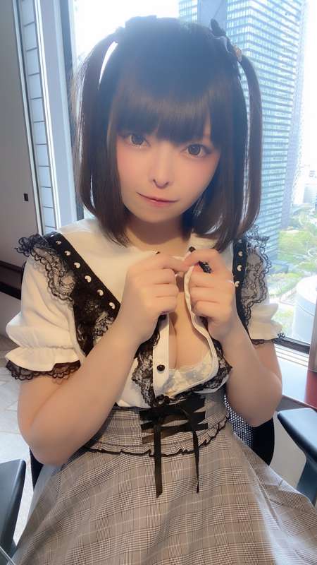 b0a8a6d9-6763-4cc2-a9d9-598eed61c6a4.jpg