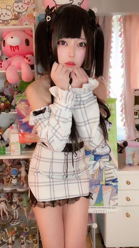 e6051fad-62b8-4ef8-a390-132c19f0e1cf.jpg