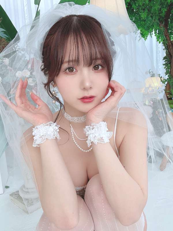 8ead577f-ff35-476f-ac04-5f3f838bc848.jpg